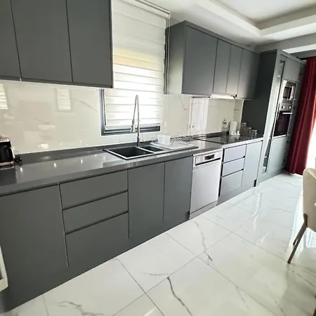 Guenes Apartment Fethiye